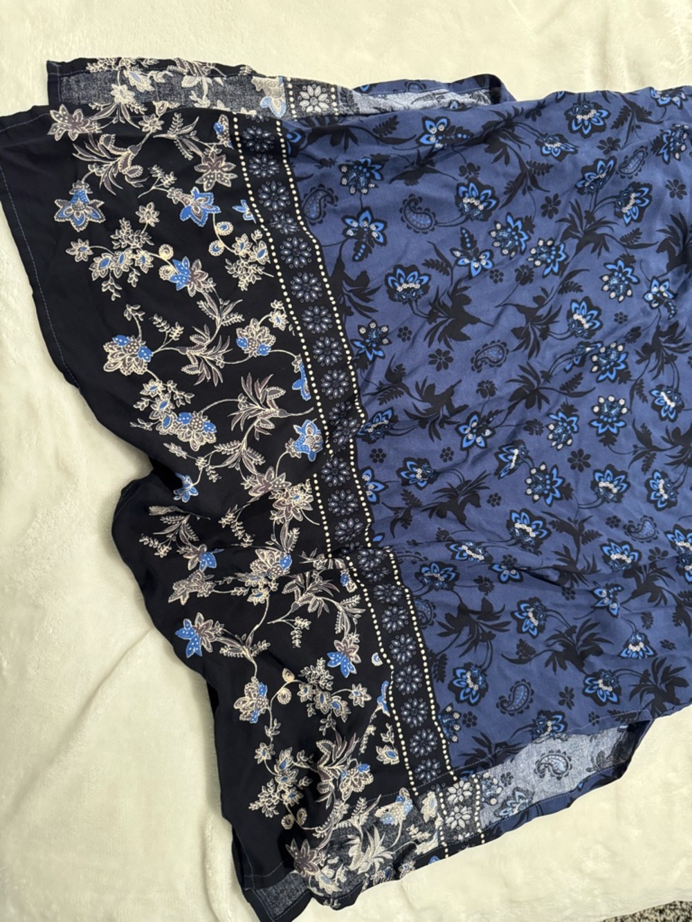 beachlunchlounge Navy Blue Floral Maxi Dress - Picture 6 of 7